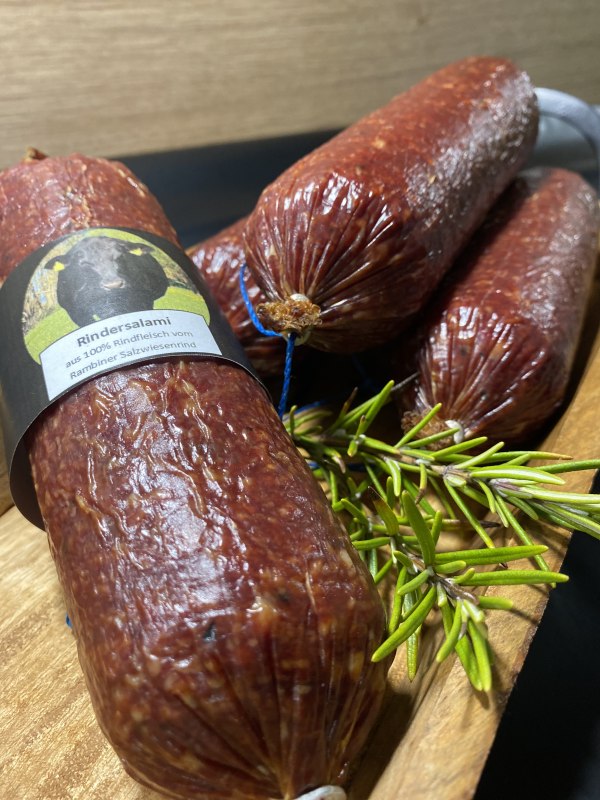 Rindersalami // &copy; R&uuml;gener Landhandel