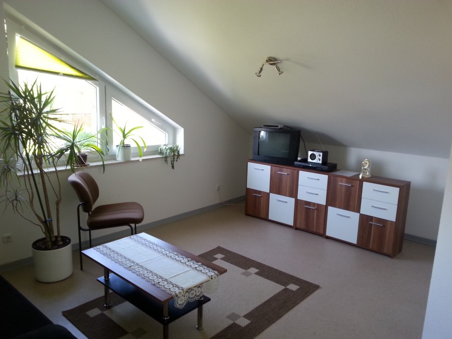 Vakantiewoning op de bovenverdieping Douche, grill, fornuis, koffiezetapparaat, magnetron, waterkoker, broodrooster etc., © Ferienwohnung Obergeschoss Vakantiewoning op de bovenverdieping Douche, grill, fornuis, koffiezetapparaat, magnetron, waterkoker, broodrooster etc., © Ferienwohnung Obergeschoss