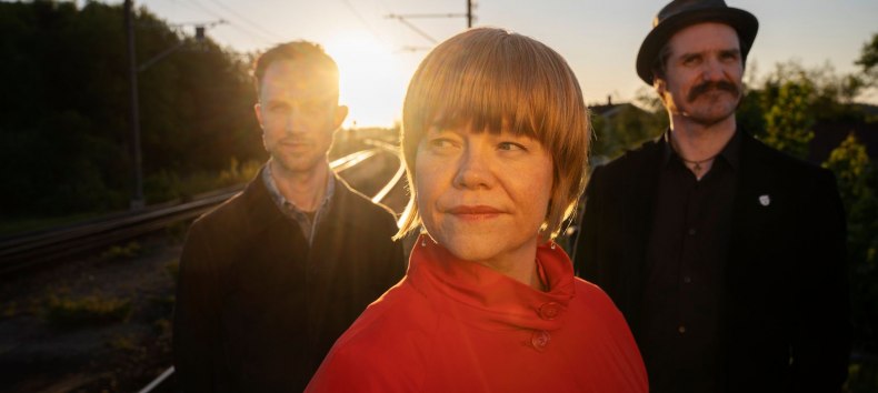 &copy; Marie von Grogh