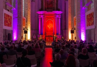 So long, Hallelujah - Kulturkirche Stralsund 2025 // © Julia Boegershausen So long, Hallelujah - Kulturkirche Stralsund 2025 // © Julia Boegershausen