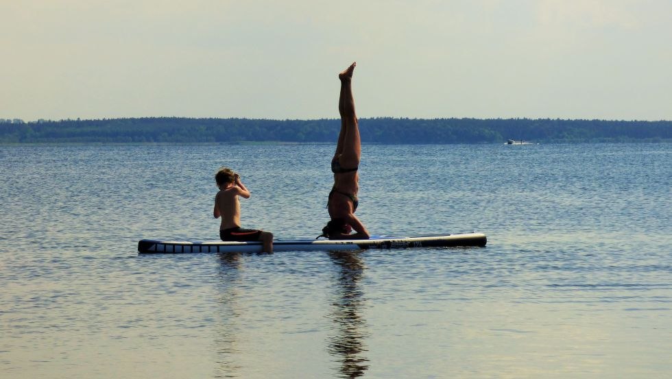 Die innere Balance auf dem SUP finden // © Oceanblue Watersports Die innere Balance auf dem SUP finden // © Oceanblue Watersports