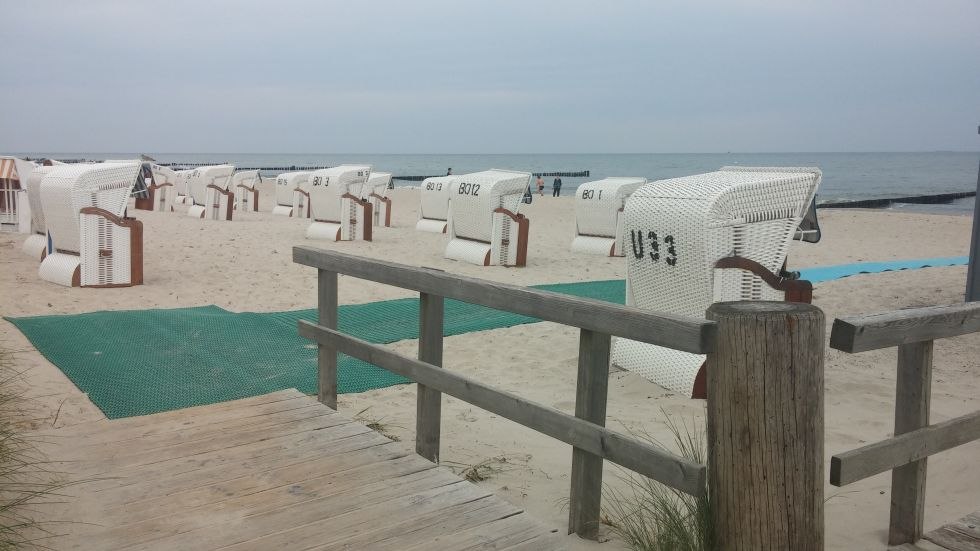 Matten leiden tot aan de waterkant, &copy; TSK