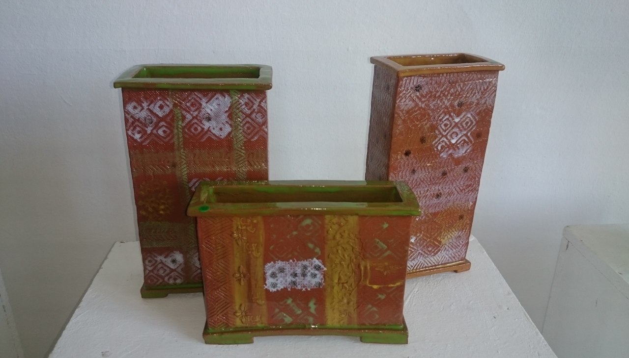 Aufbaukeramik ... lernen Sie den Umgang mit Ton in einem Kurs, © Dr. Hildegard Brekenfeldt Aufbaukeramik ... lernen Sie den Umgang mit Ton in einem Kurs, © Dr. Hildegard Brekenfeldt