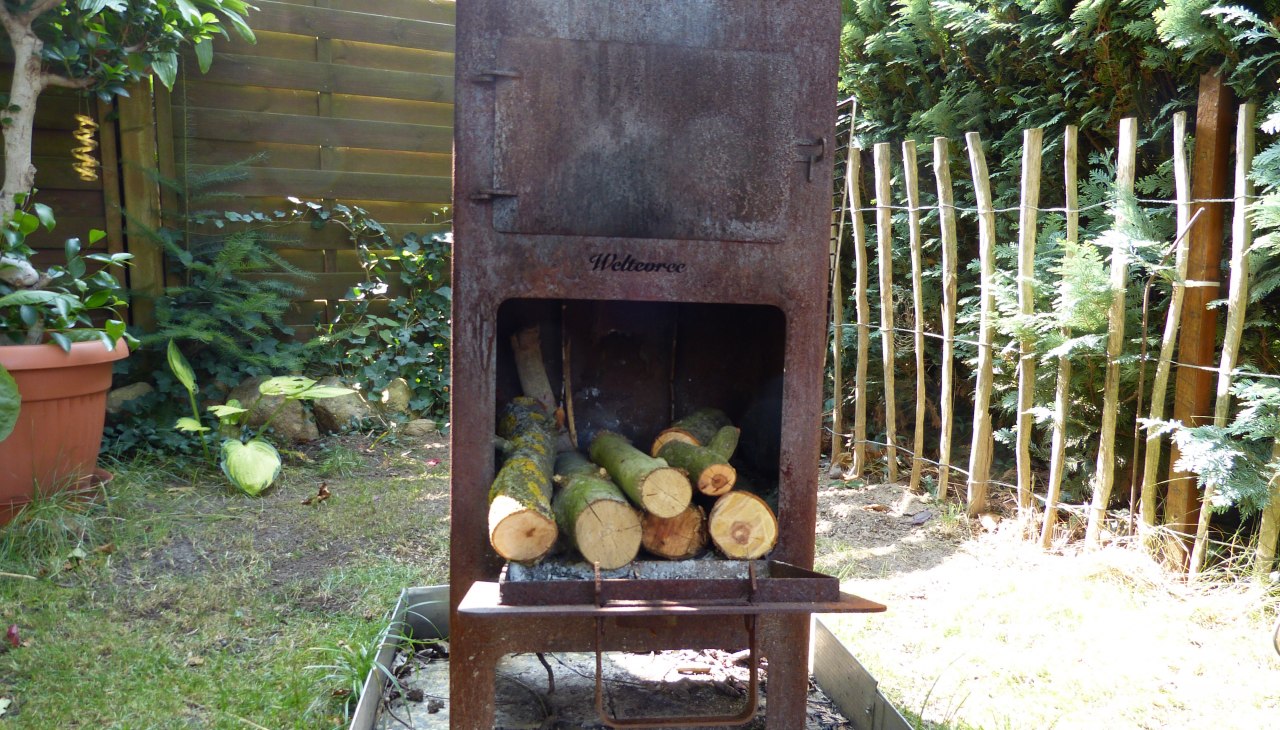 Ofen zum Räuchern, © Ambros Ofen zum Räuchern, © Ambros