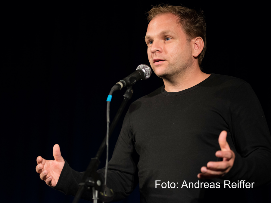 Jedem Anfang wohnt ein Irrtum inne, &copy; Bartels_Dominik.png