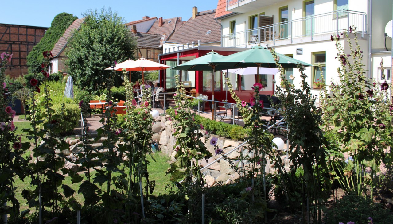 Terras Restaurant cafe-wunder-bar, © cafe-wunder-bar Terras Restaurant cafe-wunder-bar, © cafe-wunder-bar