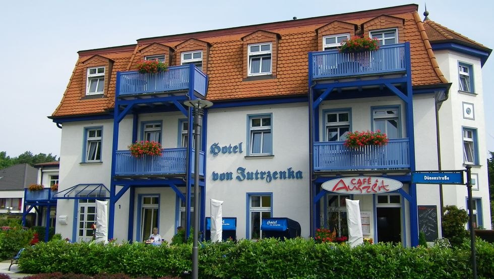 &copy; Hotel von Jutrzenka
