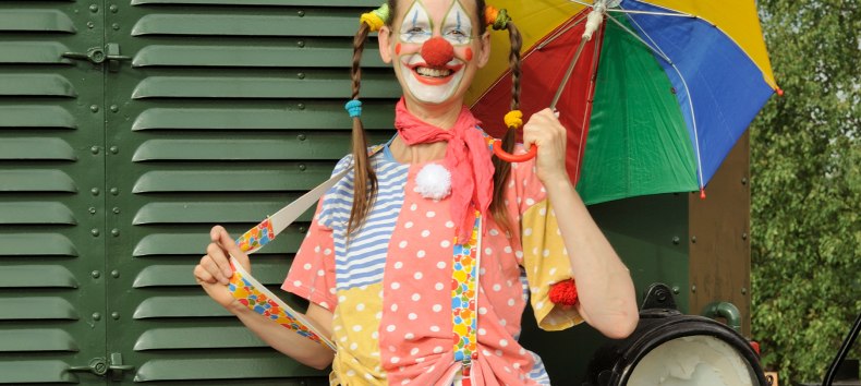 Clown Conny und die Flaschenpost &ndash; Kindermitspielst&uuml;ck // &copy; KIECK-Theater Weimar / Thomas Kieck
