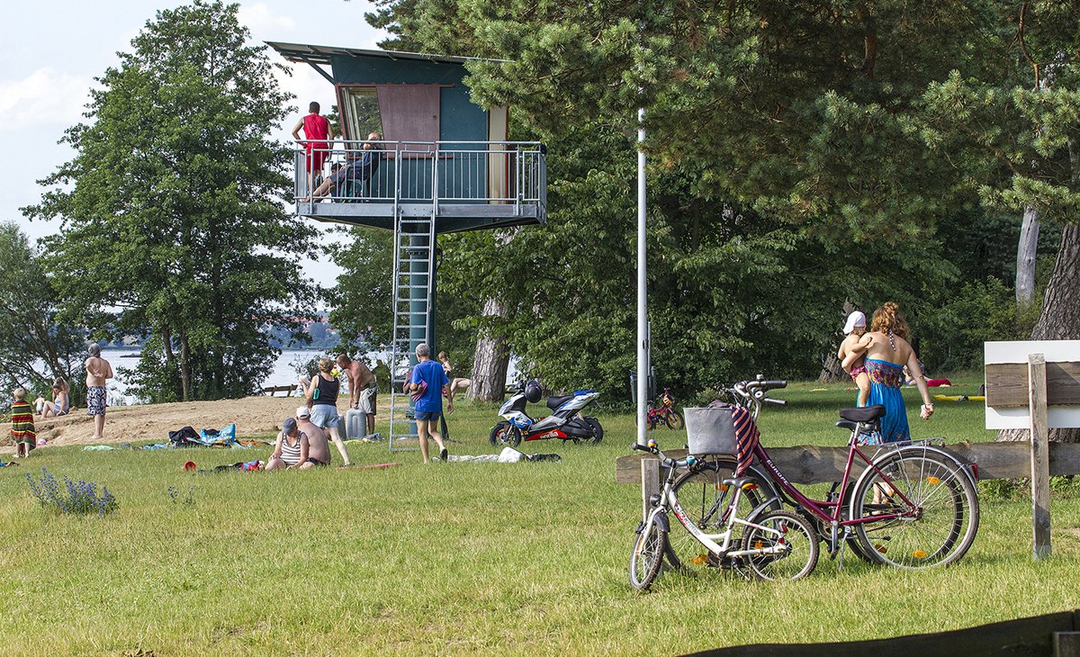 rettungsturm-ecktannen, © Waren (Müritz) Kur- und Tourismus GmbH rettungsturm-ecktannen, © Waren (Müritz) Kur- und Tourismus GmbH