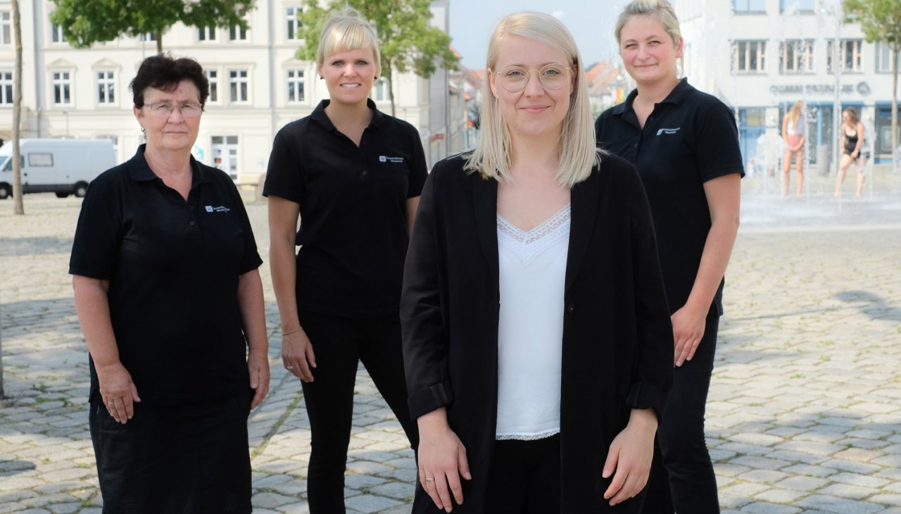 Mitarbeiter der Tourist- und Nationalparkinformation, © Stadt Neustrelitz/ Haerter Mitarbeiter der Tourist- und Nationalparkinformation, © Stadt Neustrelitz/ Haerter