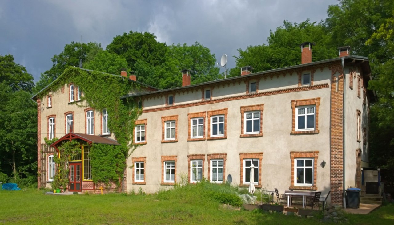 Willkommen im Gutshaus Alt Krassow, © Matthias Barth Willkommen im Gutshaus Alt Krassow, © Matthias Barth