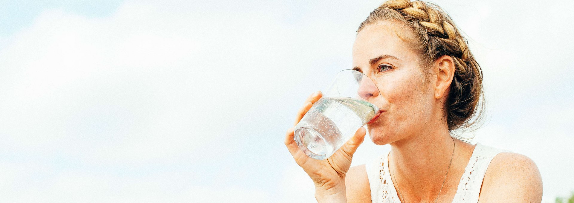 Pekel kan op veel verschillende manieren worden gebruikt, als drank, inhalatie of pekelbad. // &copy; MV-T/Petermann