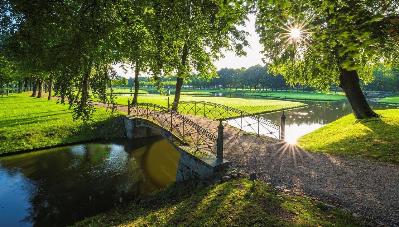 Der Schlossgarten Schwerin lädt zu einem Spaziergang ein, © SSGK MV / Timm Allrich