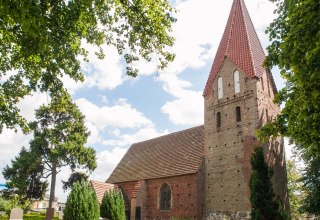 Kirche von der Nordwestseite fotografiert. // &copy; Frank Burger