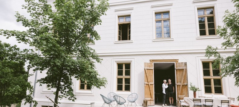 &copy; TobiasNikolajev