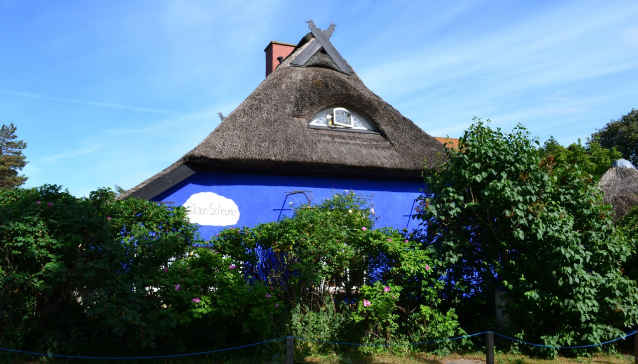 Blauwe schuur in Vitte, © Hiddenseer Hafen- und Kurbetrieb Blauwe schuur in Vitte, © Hiddenseer Hafen- und Kurbetrieb