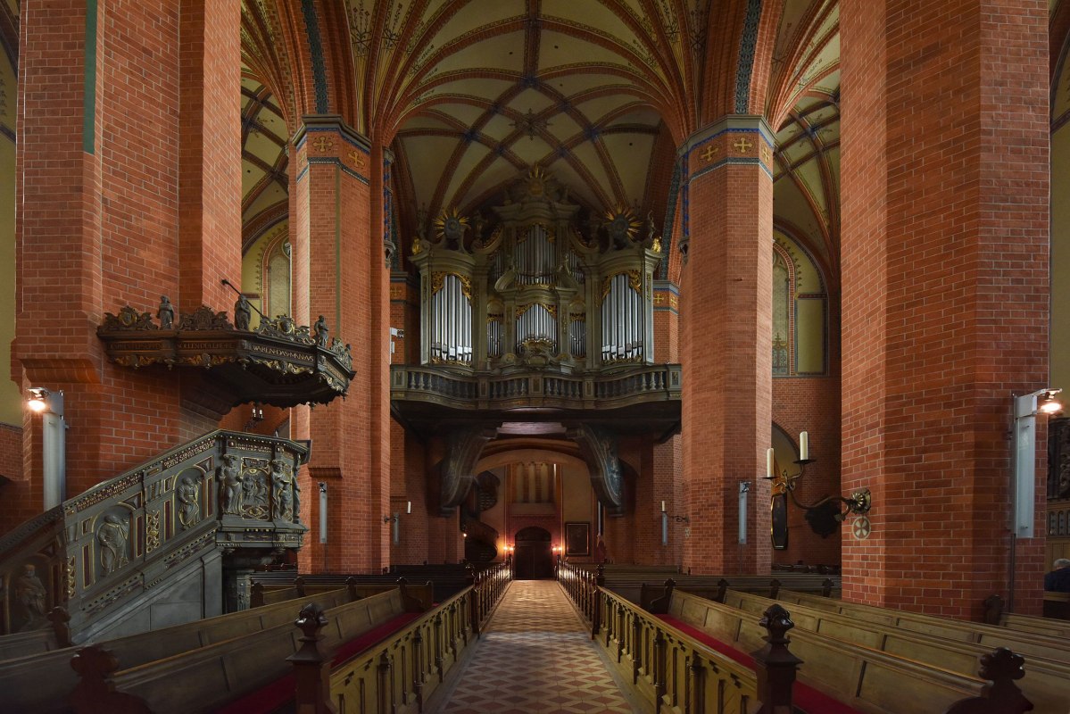 Innenansicht der Pfarrkirche St. Marien // © Helga Möbius Innenansicht der Pfarrkirche St. Marien // © Helga Möbius