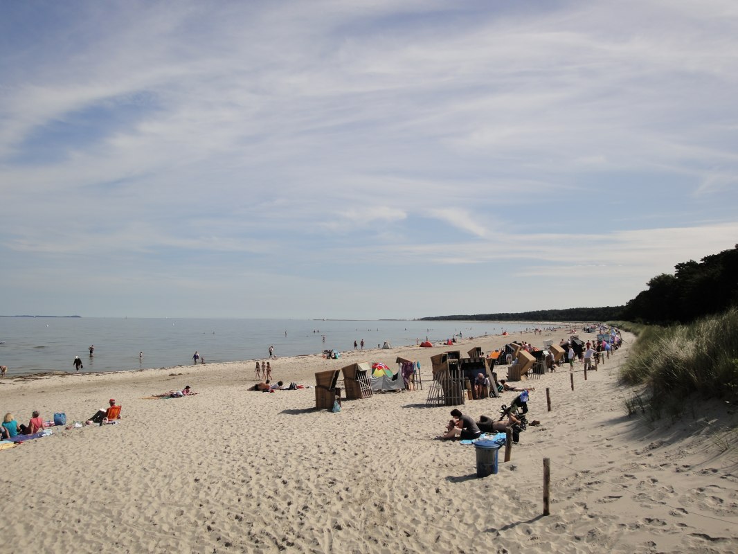 Strand im Seebad Lubmin mit Strandkörben // © TVV-Holzhüter Strand im Seebad Lubmin mit Strandkörben // © TVV-Holzhüter