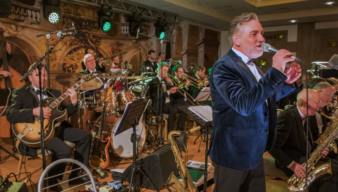 Pasternack Bigband live on stage, &copy; Jacqueline Boulanger
