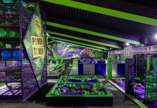 &copy; Level Up One GmbH