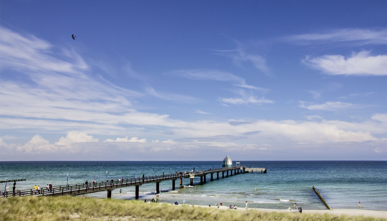 Gästemagnet an der Ostsee - die Zingster Seebrücke., © Sarah Kunze