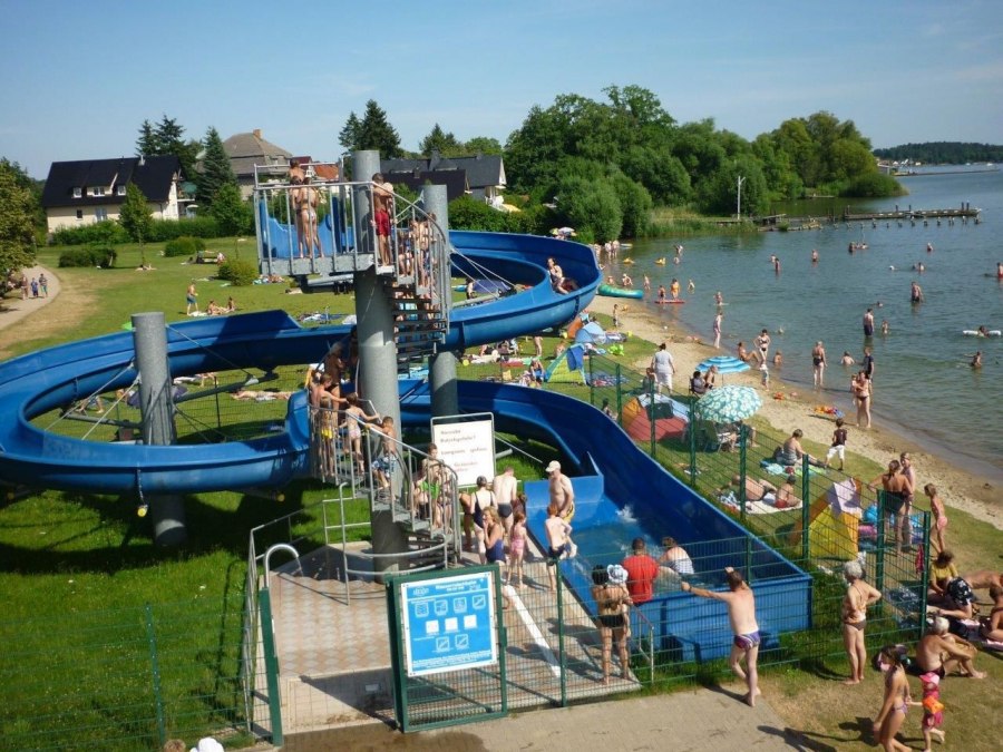 Wasserrutsche Volksbad, &copy; Stadt Waren (M&uuml;ritz)