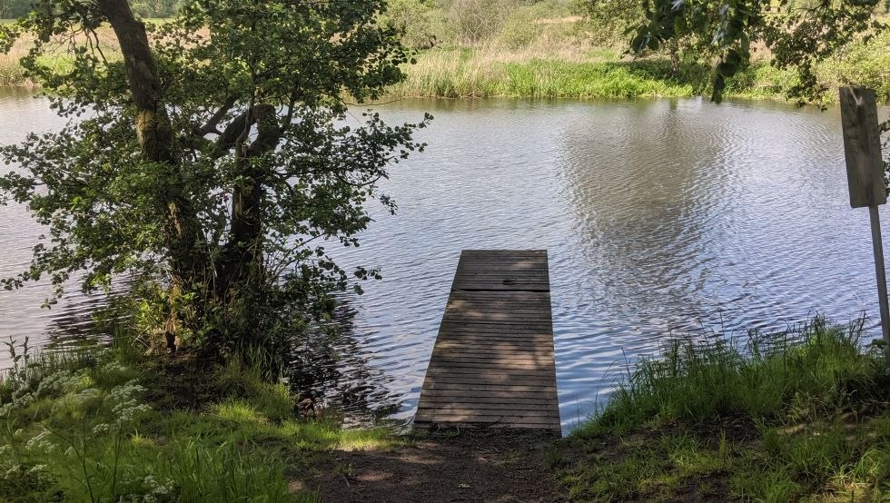 Bank Warnow Kasteel Werle, © Verband Mecklenburgischer Ostseebäder e.V. Bank Warnow Kasteel Werle, © Verband Mecklenburgischer Ostseebäder e.V.