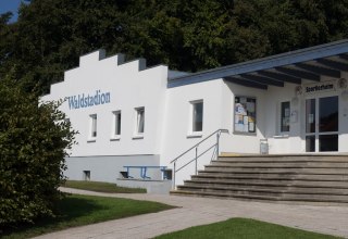 Das Waldstadion wurde 1990 erbaut. // &copy; Frank Burger