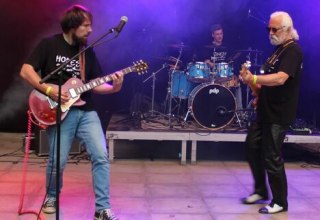 © Michael Simon © Michael Simon