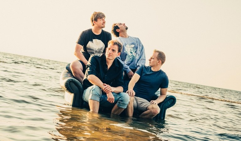 &copy; Wally Pru&szlig;