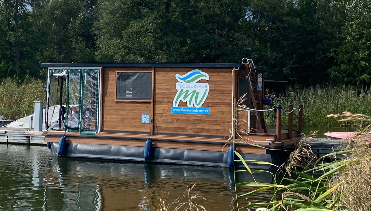 wetterunabh&auml;ngiges Flo&szlig;, &copy; Flossurlaub MV