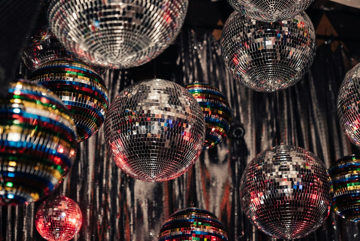 Party, &copy; Matthew LeJune / Unsplash