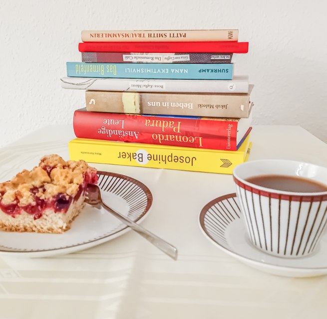 Sonntagskaffee & Buch, © Marlis Mlinski
