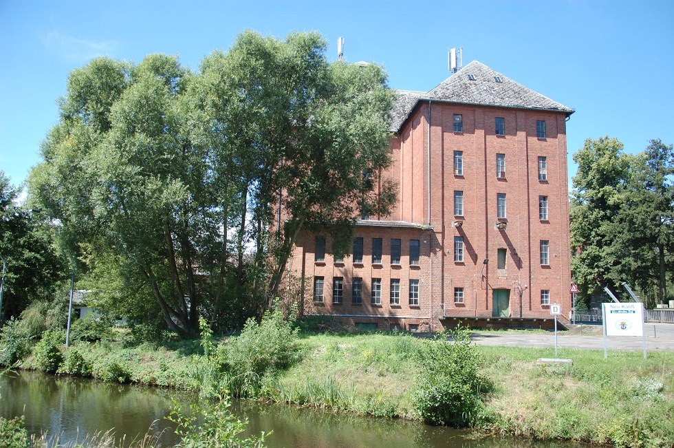 1851 wurde die Mühle um einen Speicher erweitert. // © Gabriele Skorupski 1851 wurde die Mühle um einen Speicher erweitert. // © Gabriele Skorupski