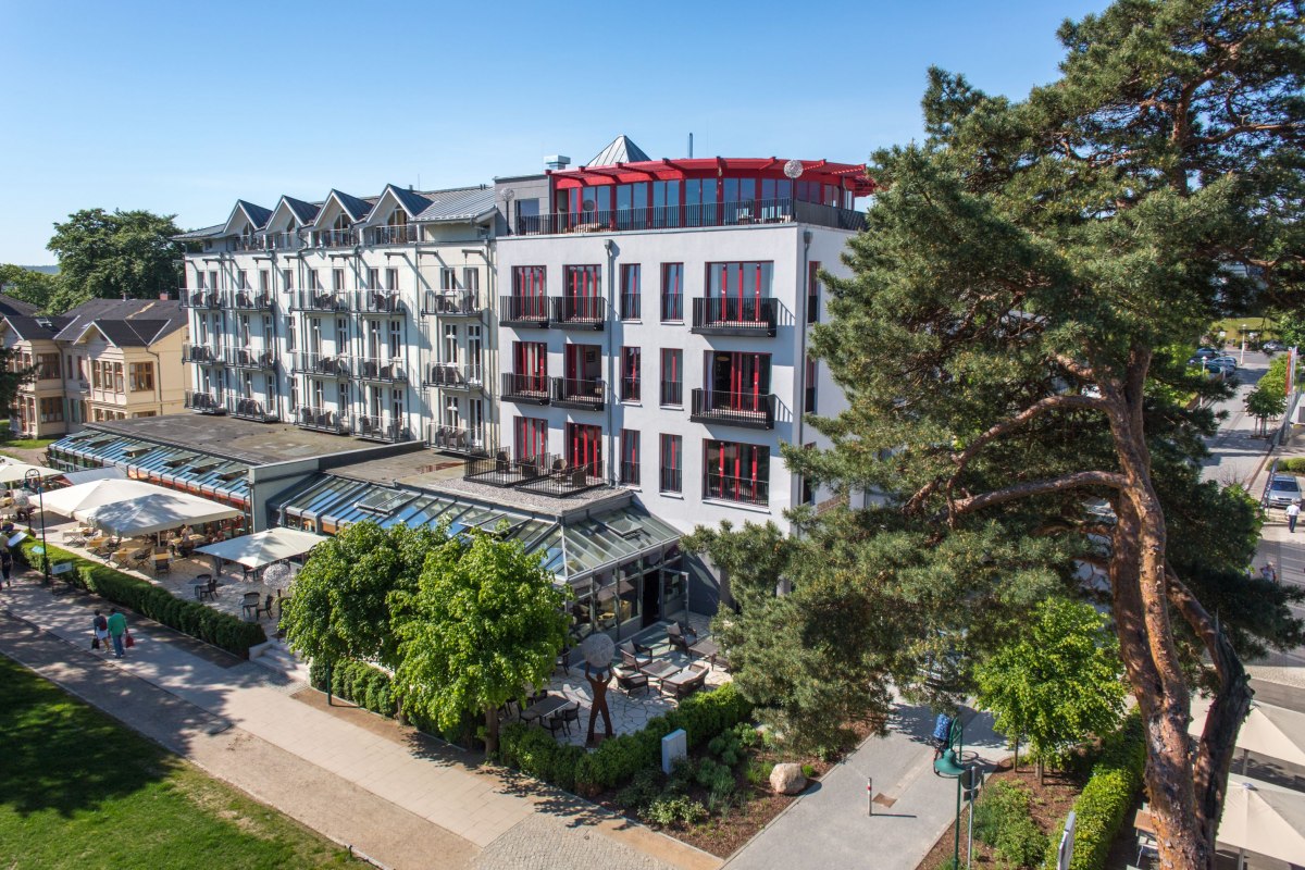 &copy; Strandhotel Heringsdorf / Volker Linger / Mathias Blum / Mandy Knuth