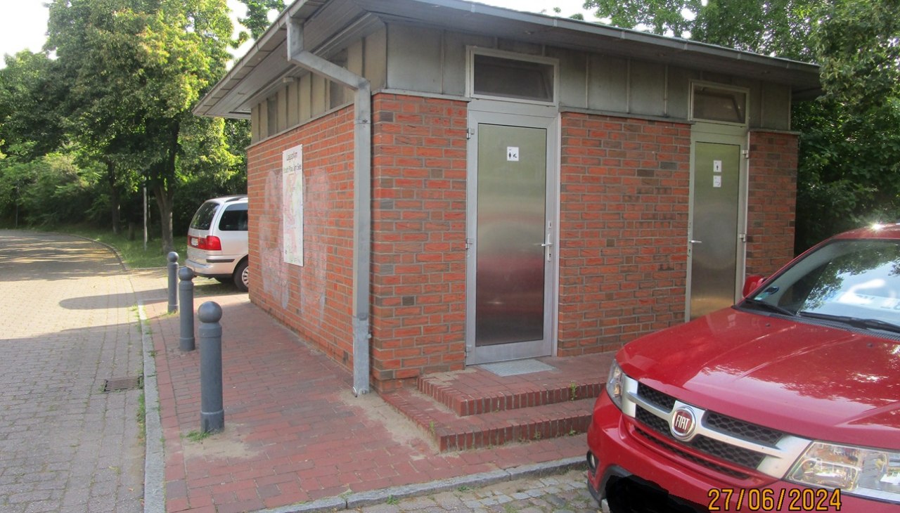 Öffentliche Toilette An der Metow, © Jonas Kuverwaltung Öffentliche Toilette An der Metow, © Jonas Kuverwaltung