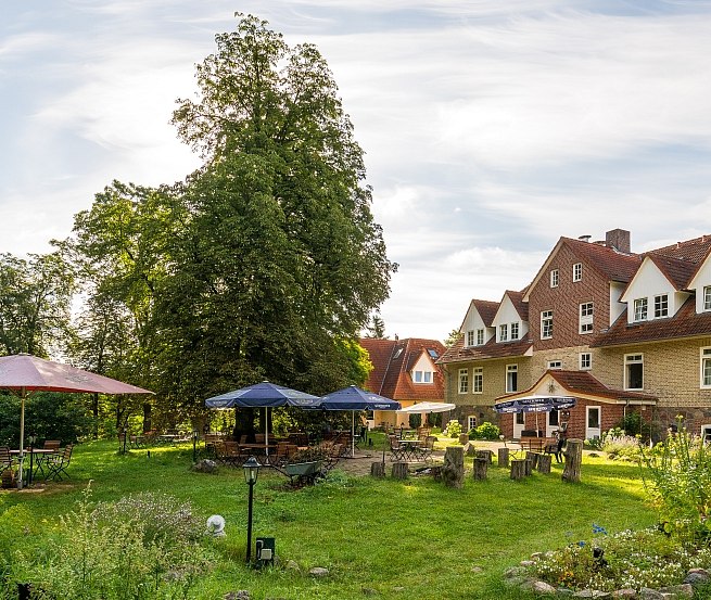 Gutshotel Gro&szlig; Breesen - 1. B&uuml;cherhotel Deutschlands, &copy; Gutshotel Gro&szlig; Breesen