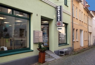 Außenansicht der Galerie Quadrados // © Heidrun Klimmey Außenansicht der Galerie Quadrados // © Heidrun Klimmey