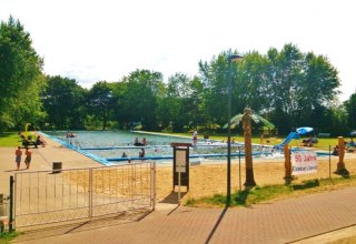 &copy; Tobias Warncke