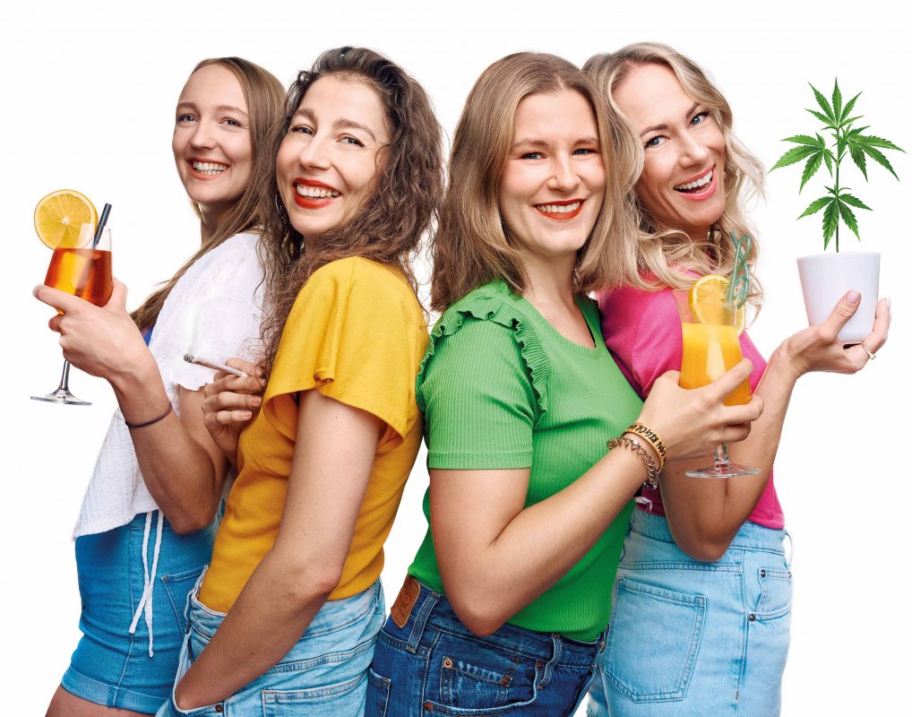 Lassen Sie sich von den vier Pfefferm&uuml;llerinnen an die Hand nehmen und von allen Blindg&auml;ngern des Alltags befreien. // &copy; Hagen Wolf