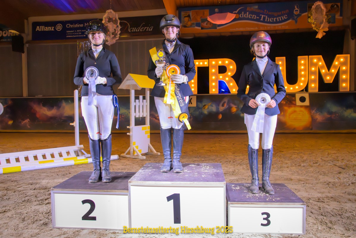 Bernsteinreitertag Hirschburg // &copy; DE
