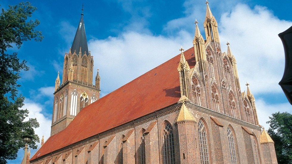 Dem Himmel ganz nah: die Neubrandenburger Marienkirche, © TMV/Hoffmann