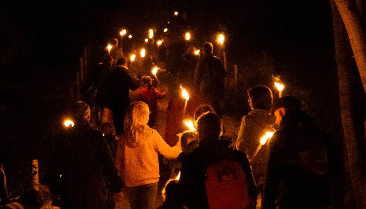 Entdecken Sie den Zauber der Ostsee im Fackelschein!, &copy; Tourismus- und Kur GmbH Graal-M&uuml;ritz