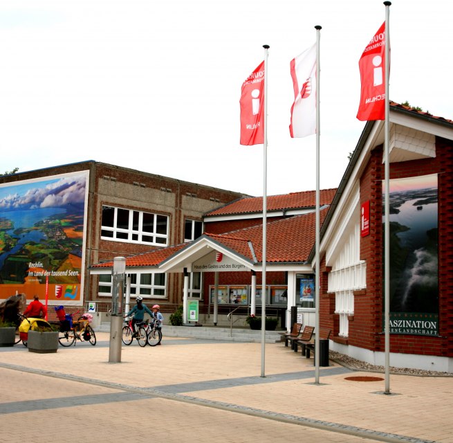 &copy; Reinhard Sobiech