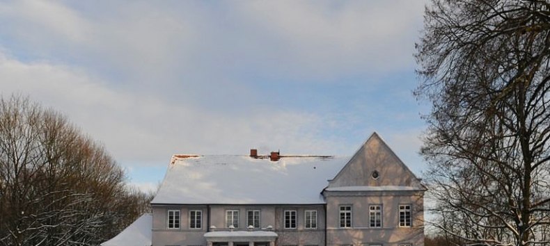 Gutshaus Rothen im Winter, © Christian Lehsten Gutshaus Rothen im Winter, © Christian Lehsten