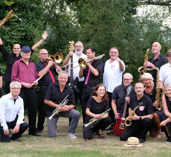 &copy; Cross Jazz Company