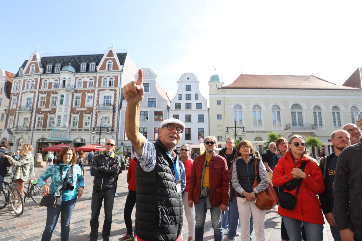 Rundgang durch das historische Stadtzentrum der Hanse- und Universitätsstadt Rostock, © TZRW/D. Gohlke Rundgang durch das historische Stadtzentrum der Hanse- und Universitätsstadt Rostock, © TZRW/D. Gohlke