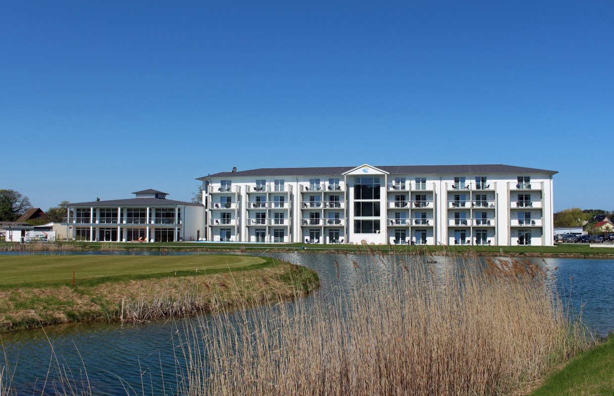 Hotelau&szlig;enansicht // &copy; Baltic Hills Hotel KG