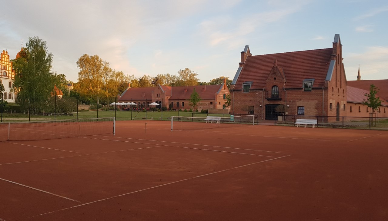 Farmer Hotel Tennisplatz, &copy; Farmer Hotel GmbH