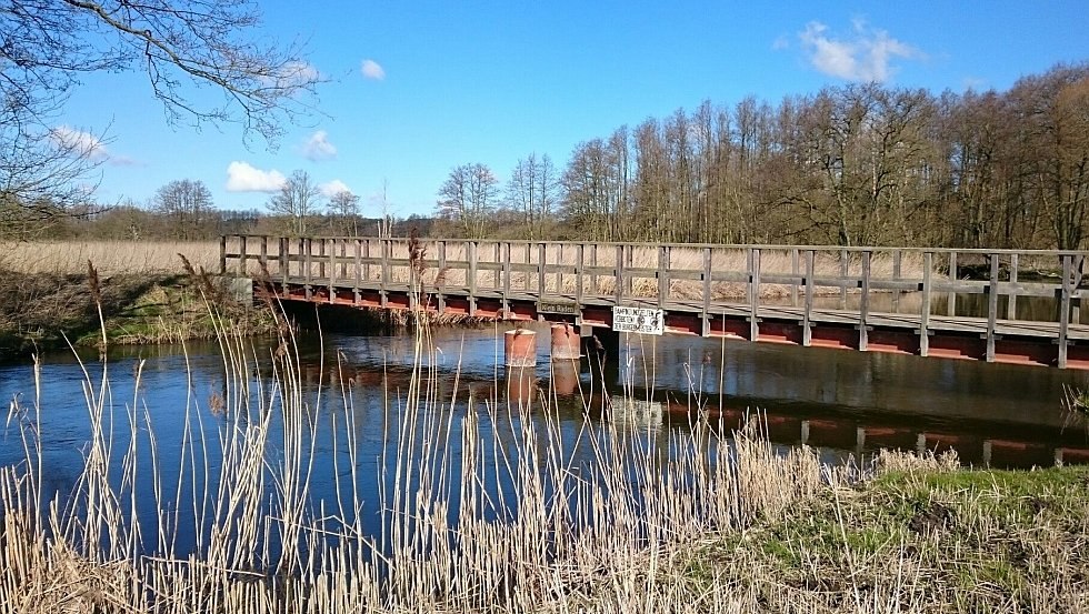 Br&uuml;cke &uuml;ber die Warnow vor dem Rastplatz, &copy; TMV